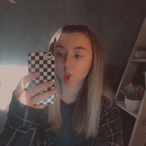 Meet your Posher, Savannah